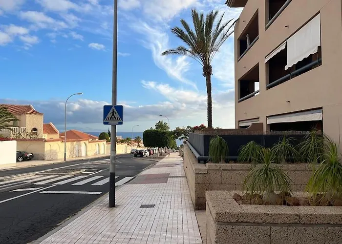 Sun And Sea Vacation In The Heart Of Playa Paraiso 아파트 아데제