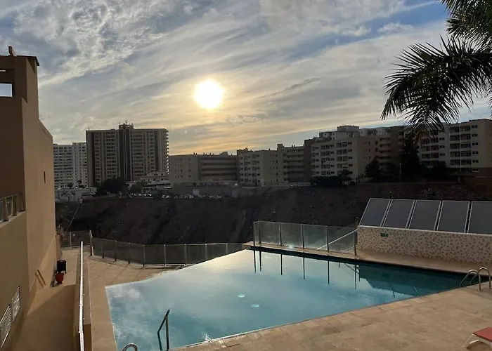 Sun And Sea Vacation In The Heart Of Playa Paraiso 아파트 아데제